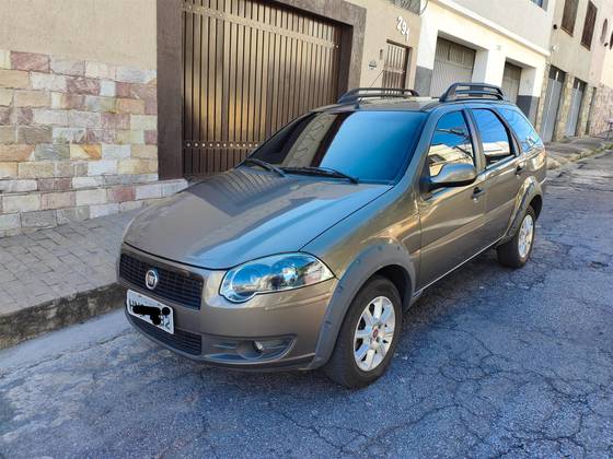 FIAT PALIO 1.6 TREKKING WEEKEND 16V FLEX 4P MANUAL FIAT PALIO 1.6 TREKKING WEEKEND 16V FLEX 4P MANUAL